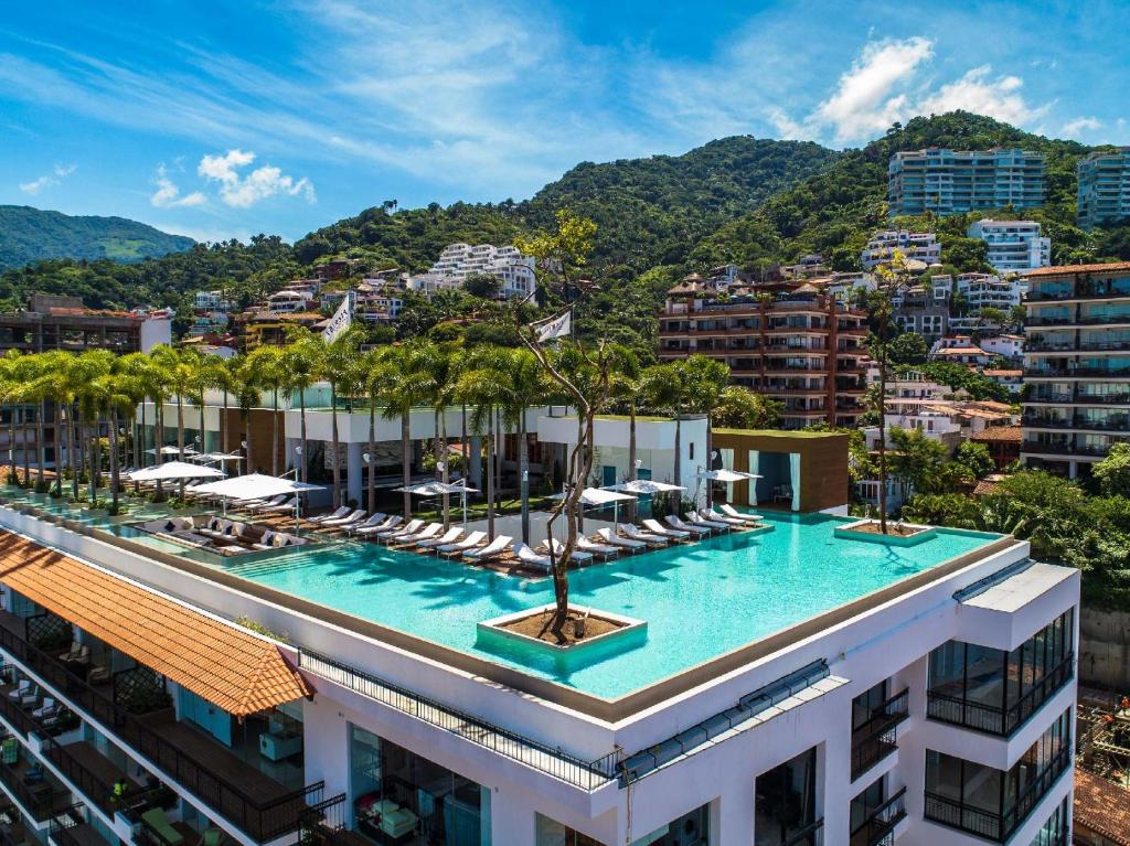 Puerto Vallarta Honeymoon Condo | Oceanfront Rental